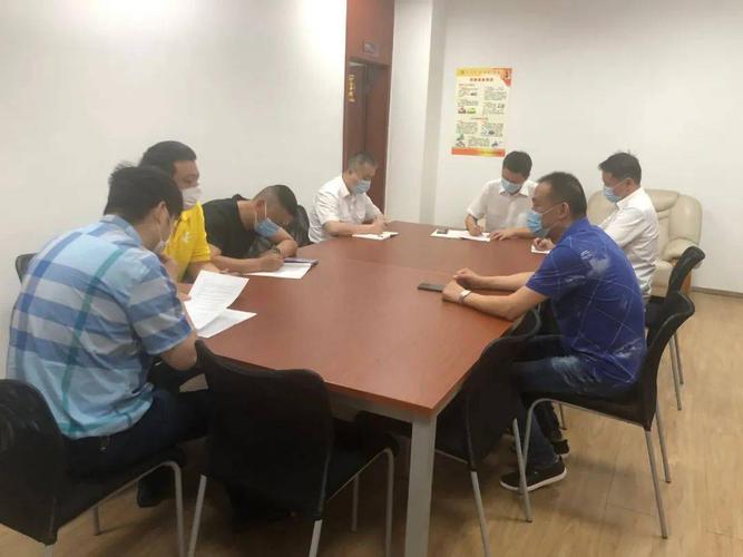 東航江蘇綜合管理部開展駕駛員安全培訓及應急演練