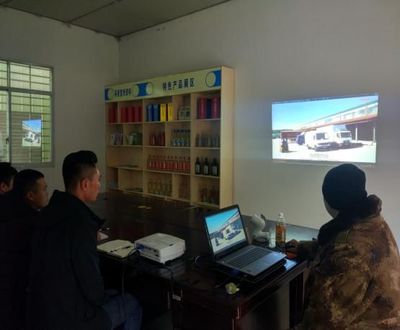 安全行駛 制度先行--記天龍泉酒業叉車安全行駛制度培訓與測試