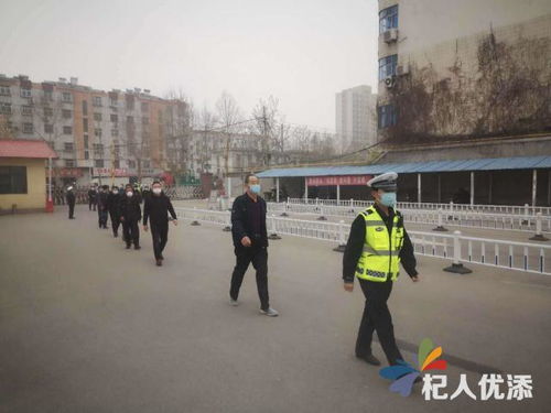開學在即 校車駕駛員安全資質培訓保安全