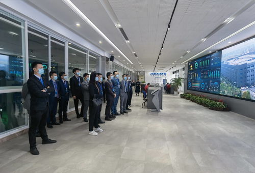 企業(yè)內(nèi)訓(xùn) 小潔機(jī)器人參加 未來(lái)工廠 解碼新智造標(biāo)桿游學(xué)