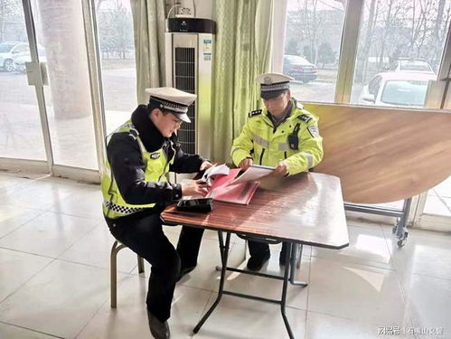 高新區(qū)交警大隊走進危貨企業(yè)開展安全檢查
